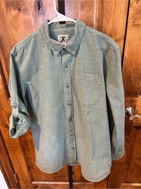 L.L. Bean Men's Green Casual Button-Down Shirt